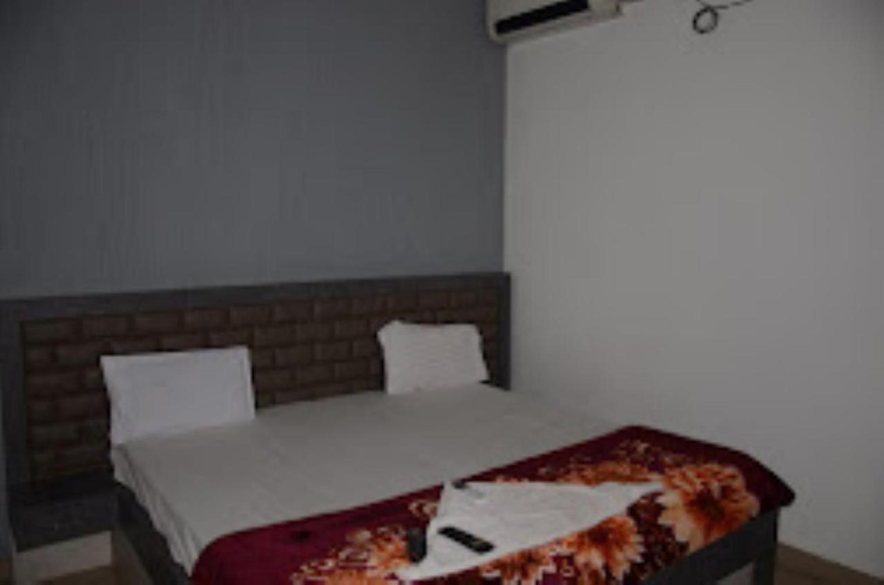 Hotel Rajawat , Madhya Pradesh Vidisha Экстерьер фото